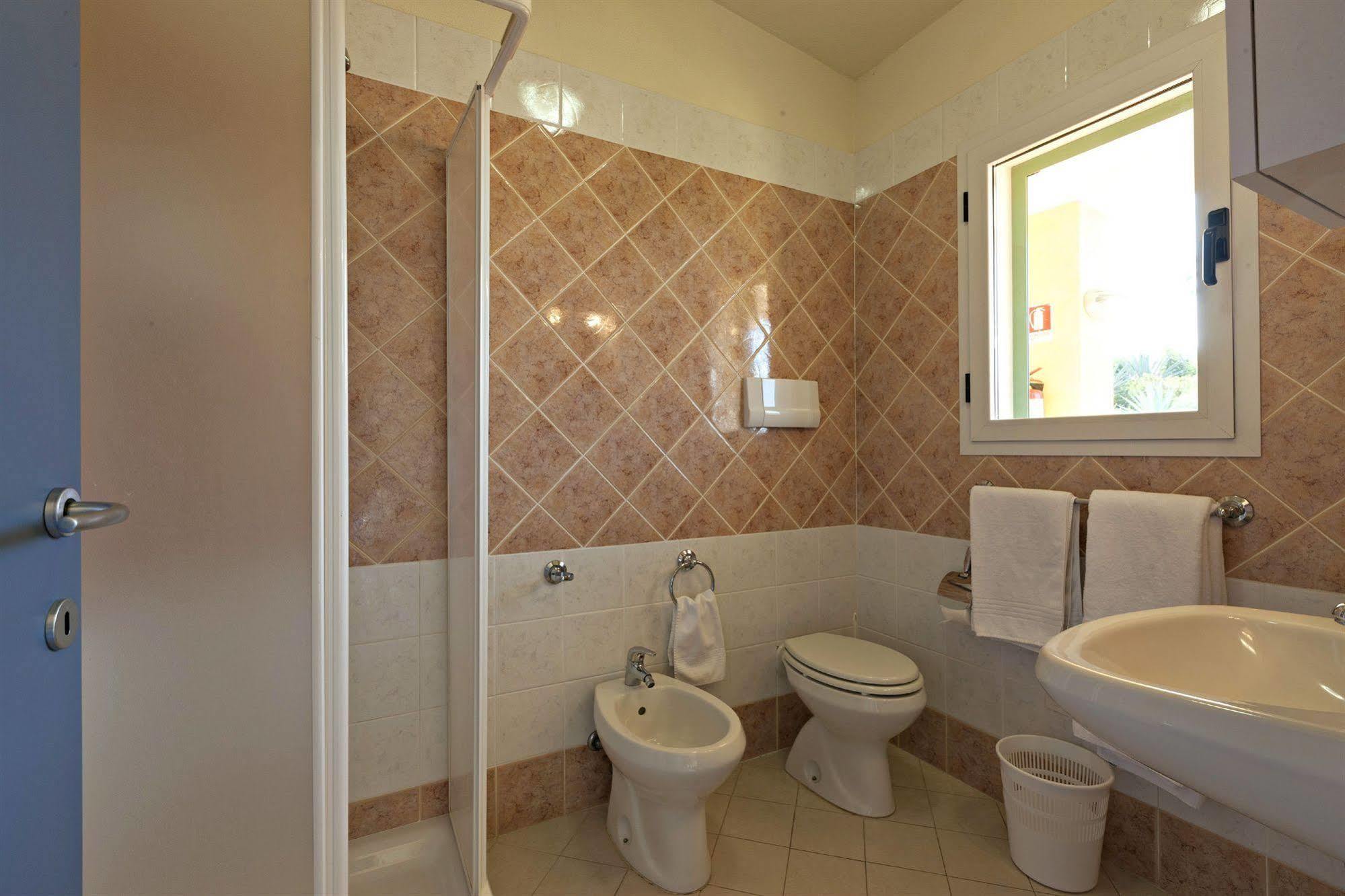 Club Hotel Baia Aranzos Golfo Aranci Exteriér fotografie