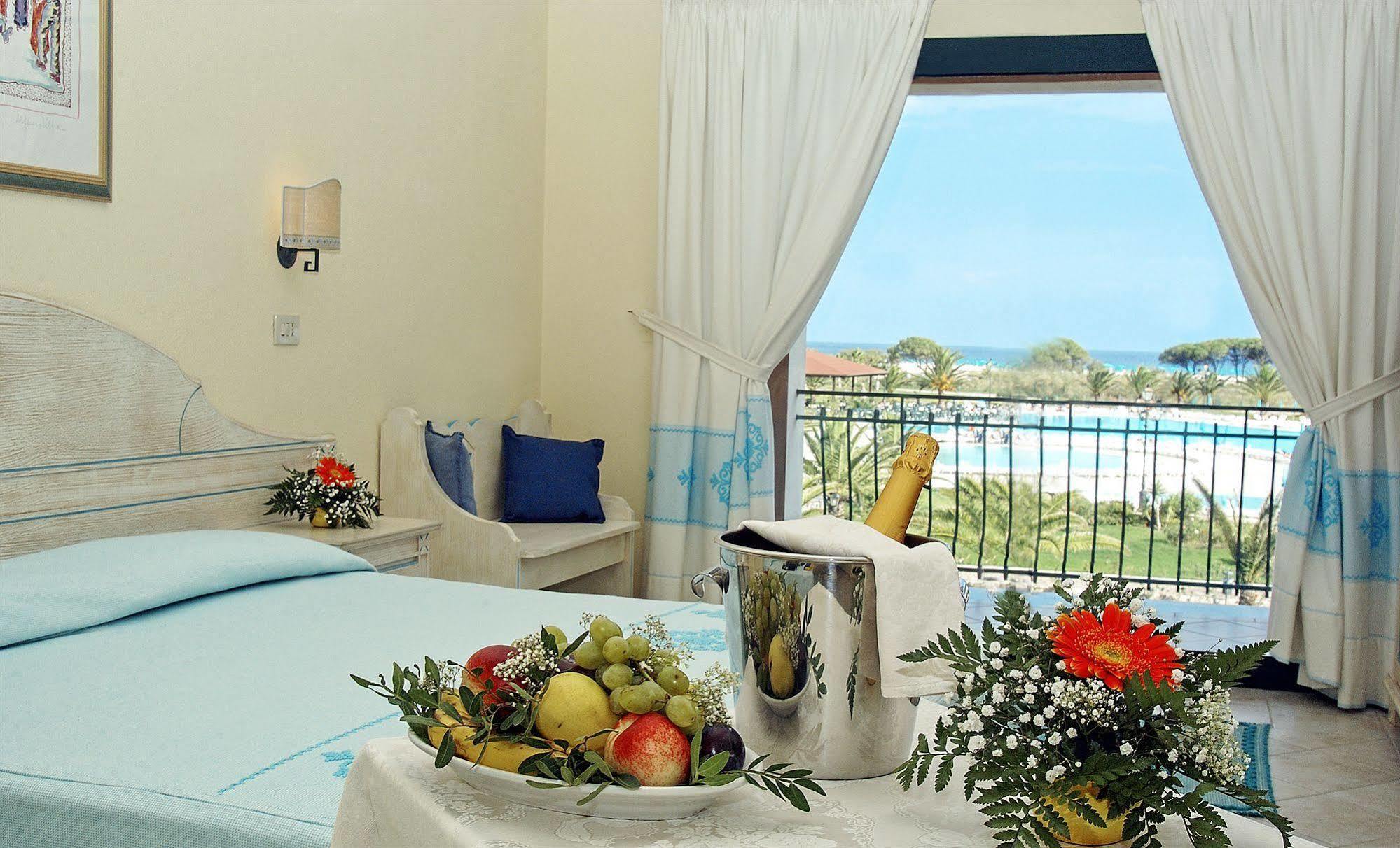 Club Hotel Baia Aranzos Golfo Aranci Exteriér fotografie